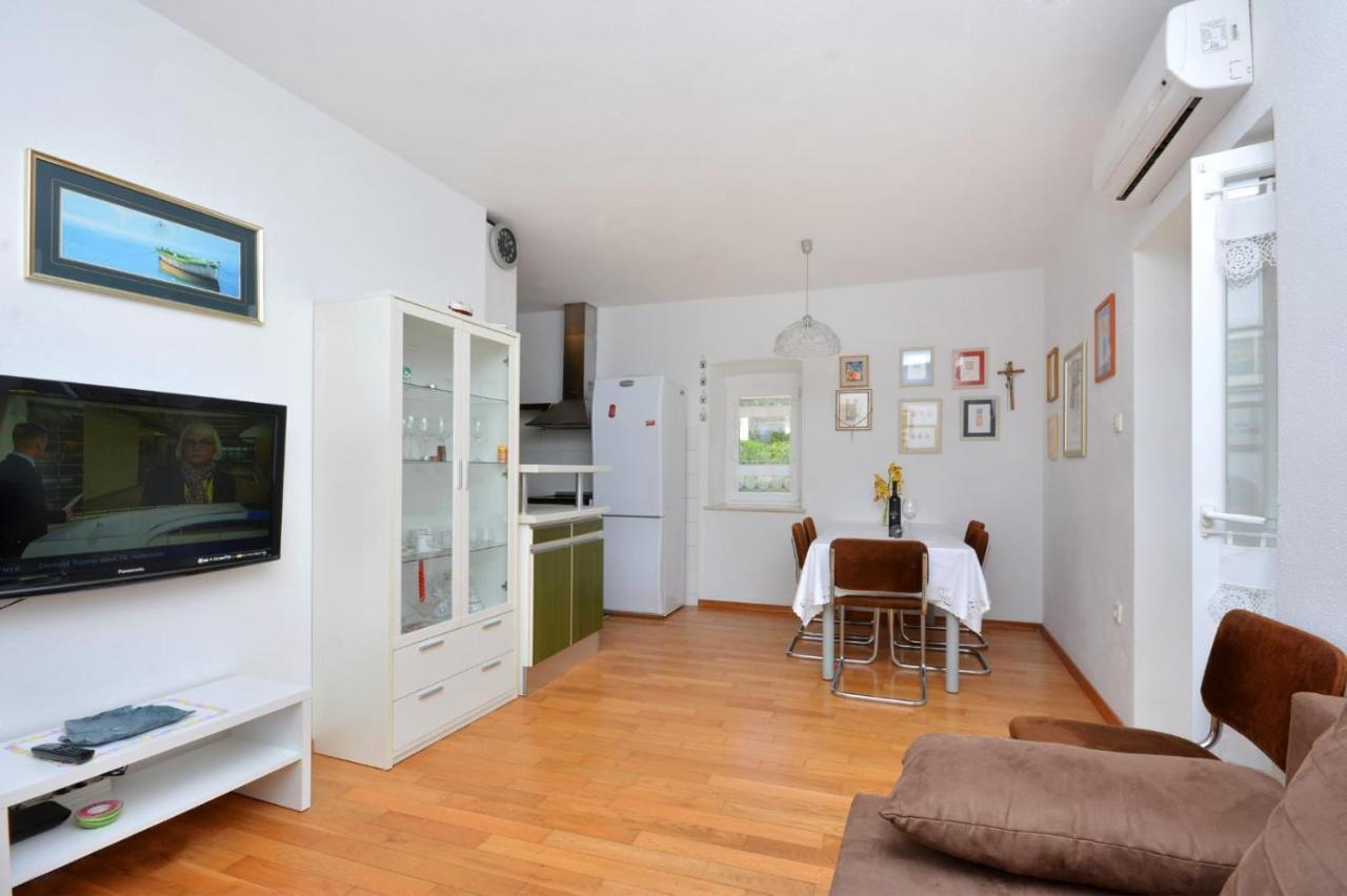 Ferienwohnung Apartman Vanda Podstrana Exterior foto